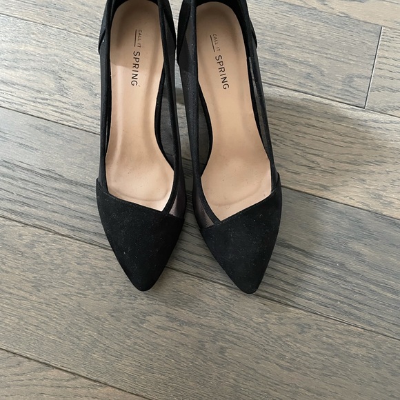 Spring size 7.5 black heels - Picture 2 of 4